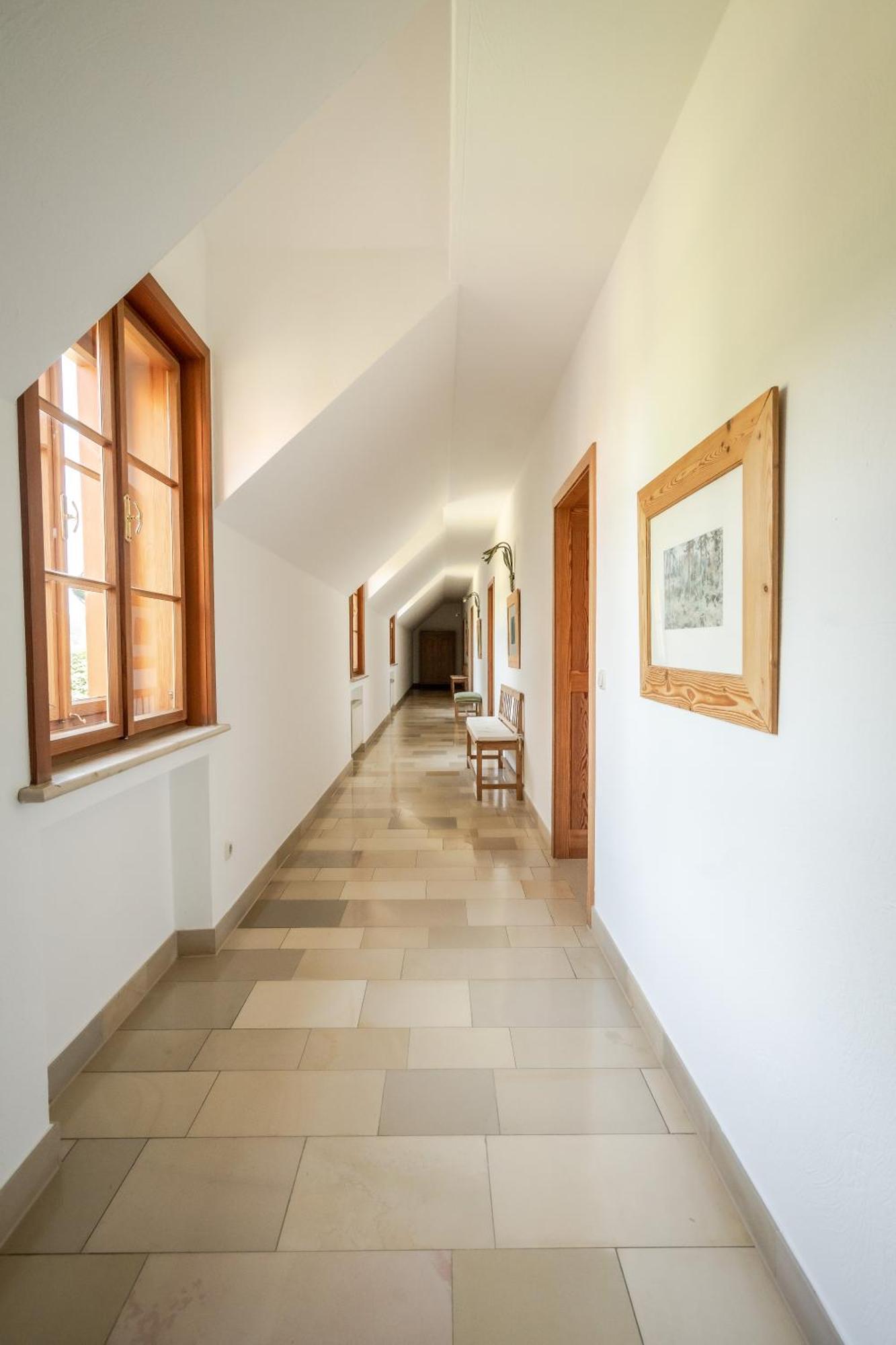 Hotel Roemerstein Лойперсдорф-бай-Фюрстенфельд Экстерьер фото