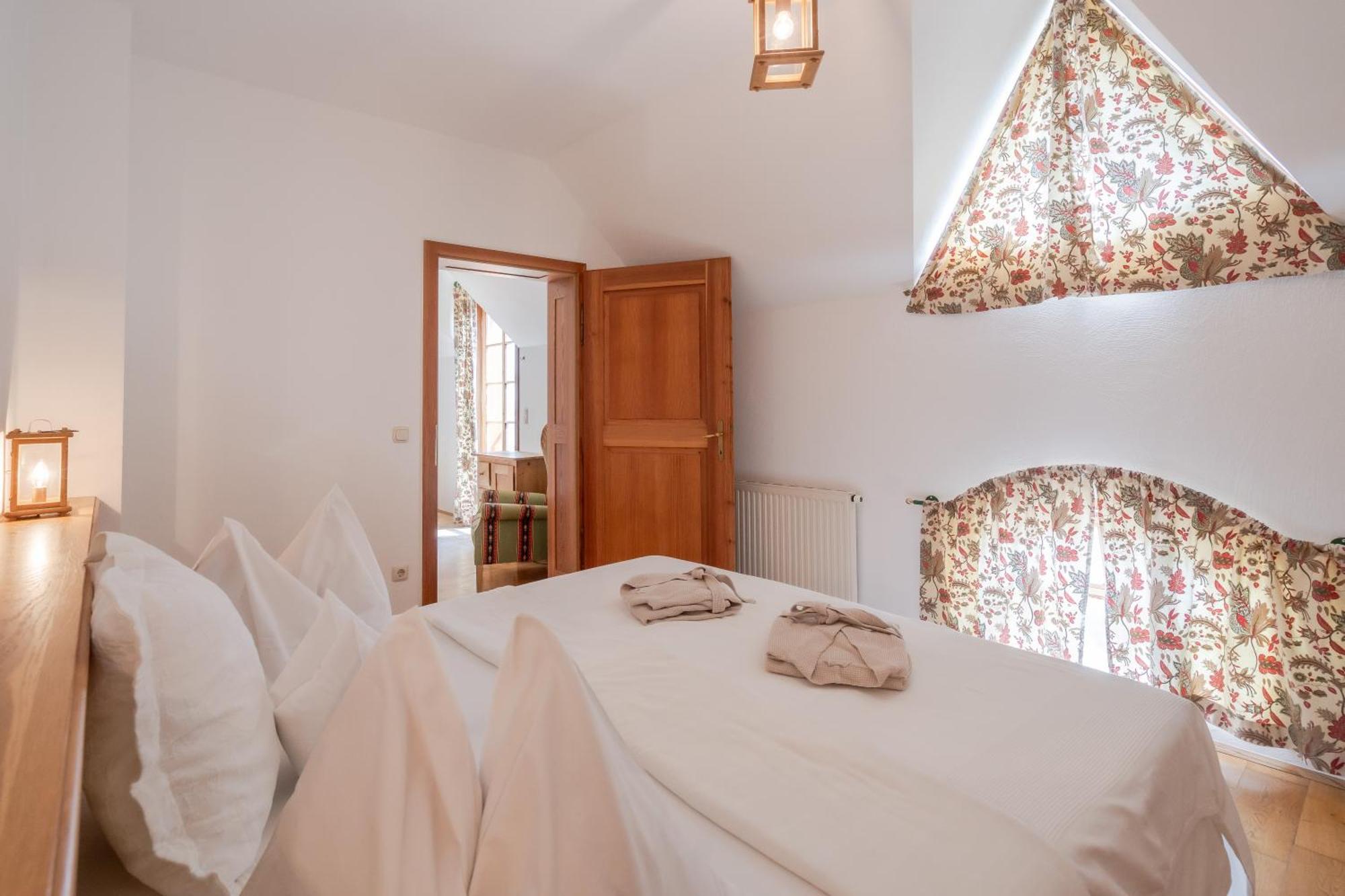 Hotel Roemerstein Лойперсдорф-бай-Фюрстенфельд Экстерьер фото